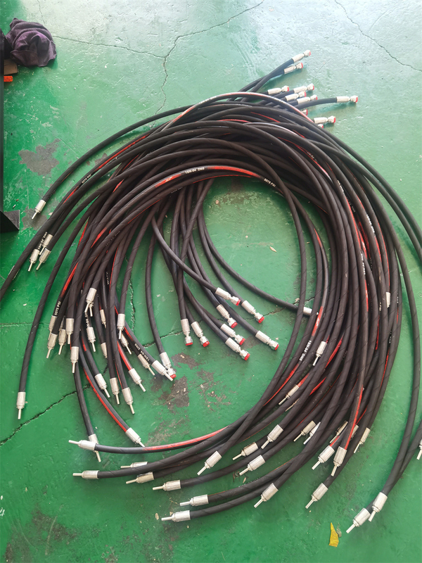 High Pressure Hydraulic Rubber Hose Assembly for Machinery