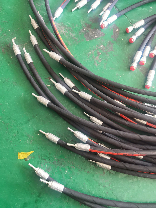 High Pressure Hydraulic Rubber Hose Assembly for Machinery